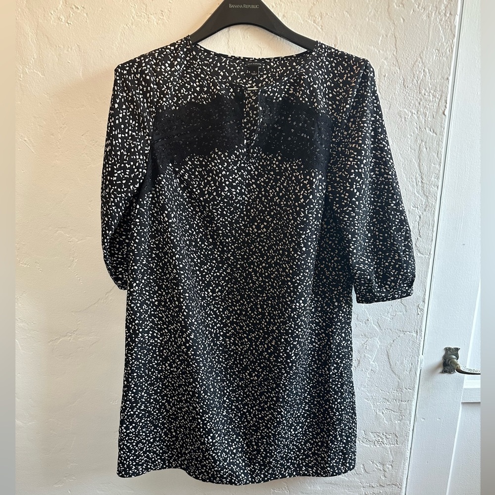 Anne Taylor dress size small in excellent condition